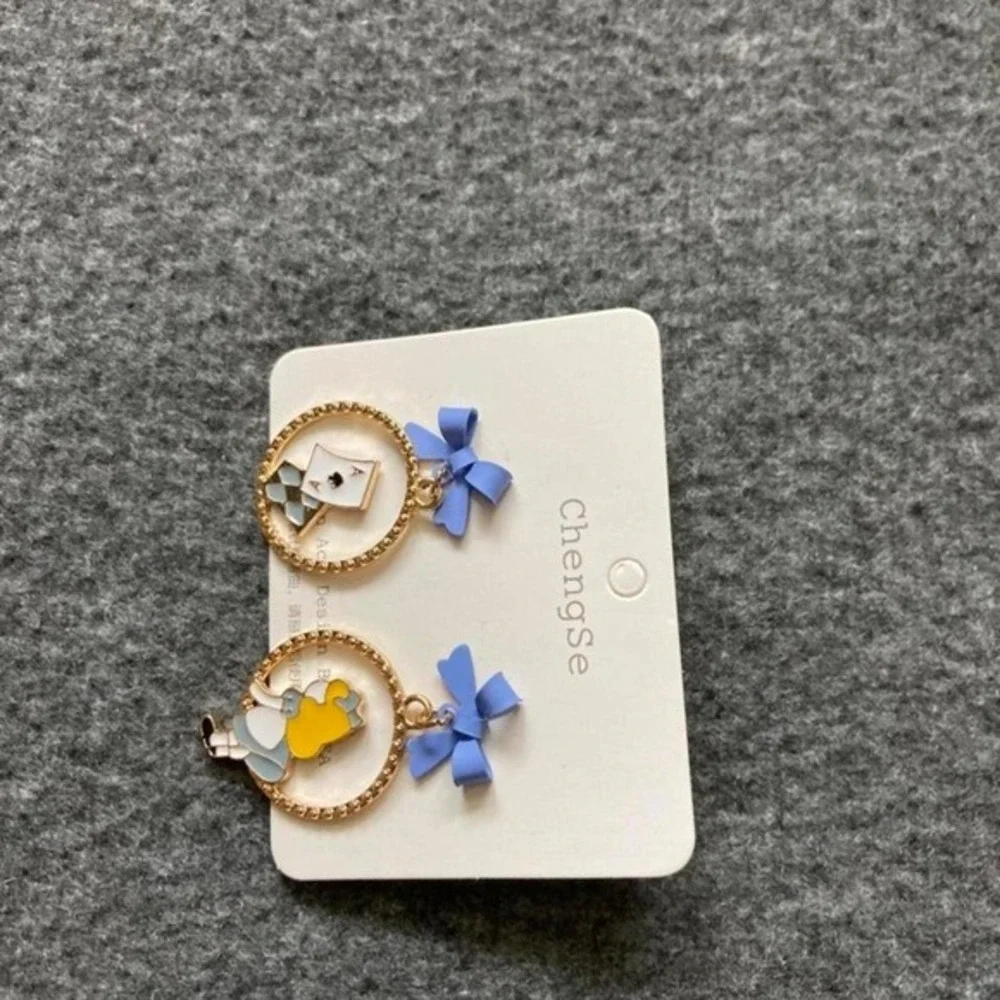 Cute‎ running princess fairy tale bow Alice asymmetric enamel earrings for women